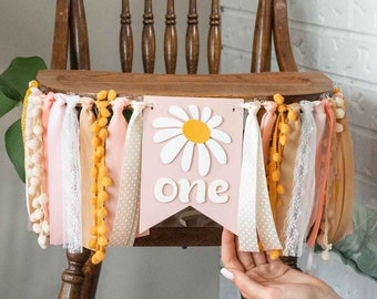 Daisy One Banner High Chair Sign 1st Birthday Garland Cute Groovy Flower Power Theme Party Decor