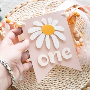 Daisy One Banner High Chair Sign 1st Birthday Garland Cute Groovy ...