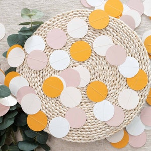 Daisy Party Decor Backdrop Paper Circle Garland for One Year Birthday Or Baby Shower