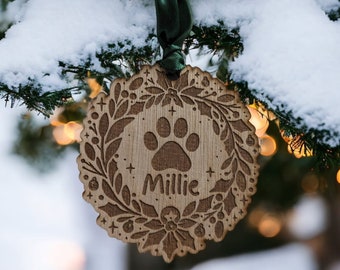Personalised Dog Christmas Bauble - Paw Print Custom Ornament - Pet's Name Engraved Xmas Decoration