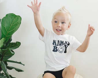 MAMA'S JONGEN 100% Katoenen T-shirt - Baby Boy Shirt - Baby Boy Outfit - Smiley Retro Groovy - Mama Moeder Mama Son Tee - Peuter