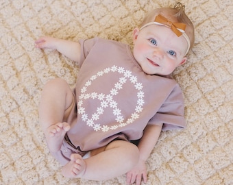 Daisy Peace Sign Oversized T-Shirt Romper - Baby Girl Bubble Romper - Baby Girl Outfit - Retro Groovy Baby Girl Clothes - Baby Girl Shirt