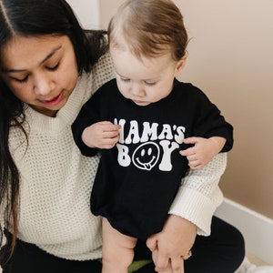 MAMA'S BOY Oversized T-Shirt Romper - Baby Boy Bubble Romper - Baby Boy Outfit - Smiley Retro Groovy - Mother's Day Outfit Shirt Top Mom