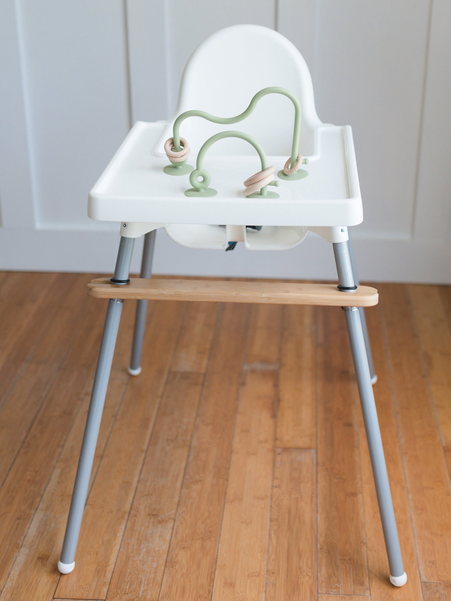 Jouet de chaise haute pour bébé-jouet de chaise haute à succion en Silicone  et en bois pour bébés -  France