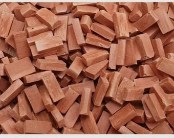 1500 1:35th Scale Miniature Dolls House War Gaming Model Railway Bricks / Rubble