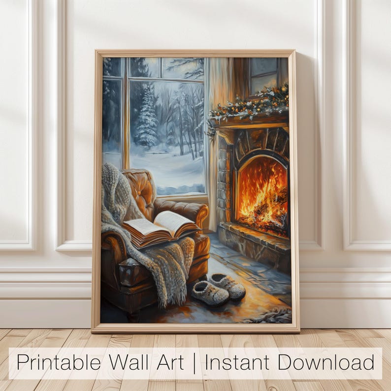 Peut inclure: Une sc&egrave;ne de salon confortable avec une chemin&eacute;e, un fauteuil en cuir, un livre et une fen&ecirc;tre donnant sur un paysage enneig&eacute;. La chemin&eacute;e est allum&eacute;e et la pi&egrave;ce est d&eacute;cor&eacute;e de lumi&egrave;res de No&euml;l.
