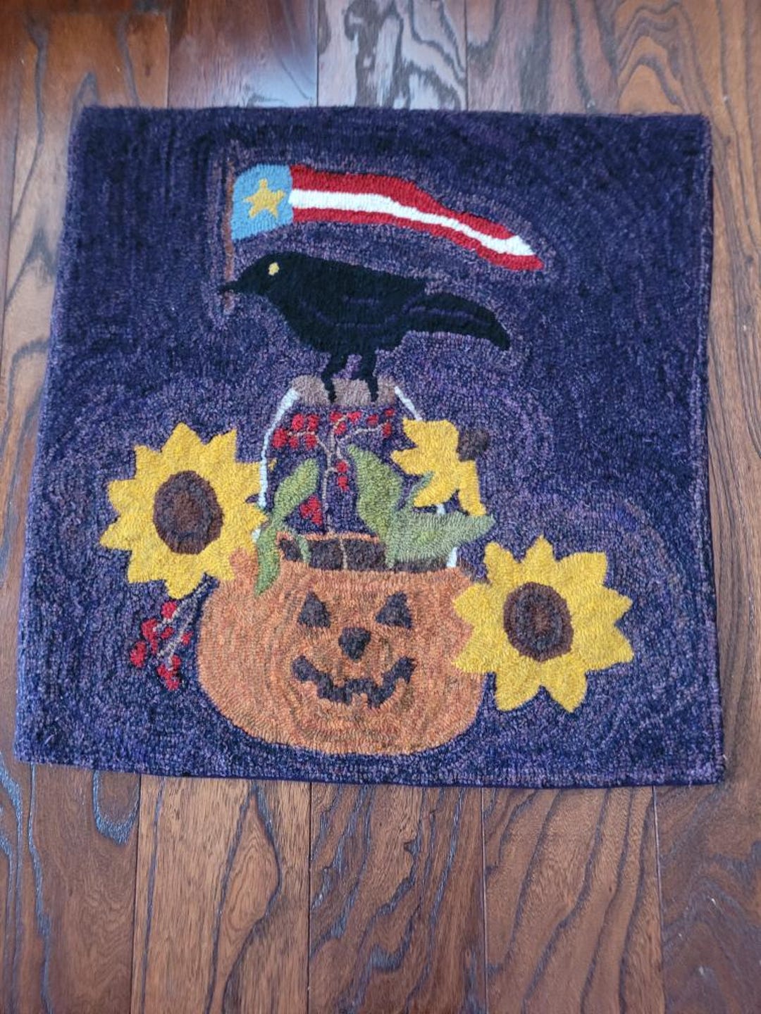 Flag, Crow, Berries, Pumpkin and Sunflowers All Season Finished Hand ...
