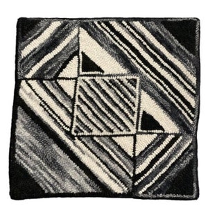 Black & White Finished Hand Hooked Wool Table Mat or Mug Rug
