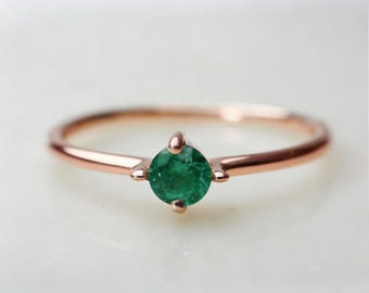 Personalized Emerald Ring, Rose Gold Dainty Minimalist Stackable (May Birthstone)