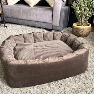 Cuccia per cani con fodera lavabile. Una cuccia per cani facile da pulire con un panno umido. Cuccia per cani, cuccia per cani di grandi dimensioni con fodera sfoderabile.