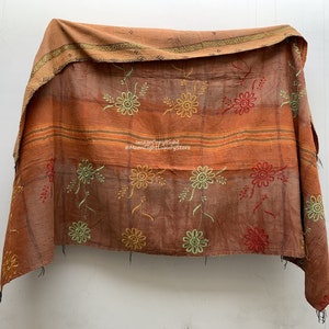 Kantha Quilt Handmade Throw Hand Stitched Cotton Blanket Antique Kantha Bedspread Reversible Vintage Patchwork Bedcover Indian Boho Blanket