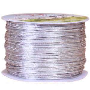 70 Meters/Roll 1.5mm Chinese Knotting Nylon Braided Rattail Kumihimo Silk Satin Cord Beading Macrame Ribbon String Thread with Spool Reel imagem 5