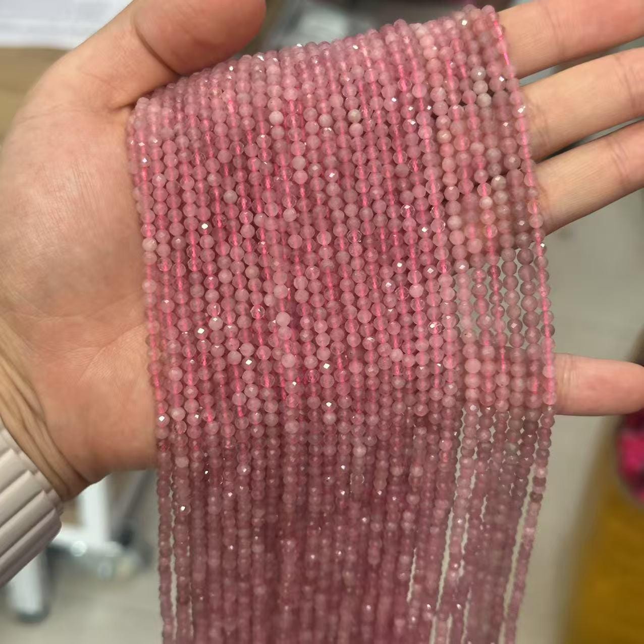 Rock 豪華ダイヤカスタム ローズクイーン 身分カード付き 2mm 3mm 天然ルースラウンドマイクロファセットマダガスカルローズ