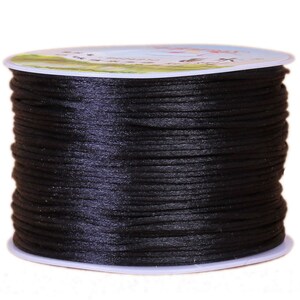 70 Meters/Roll 1.5mm Chinese Knotting Nylon Braided Rattail Kumihimo Silk Satin Cord Beading Macrame Ribbon String Thread with Spool Reel imagem 3