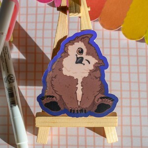 Owlbear D & D BG3 INSPIRED Aufkleber, 6,5 cm glänzender Vinyl-Aufkleber | Ionzy's Studio