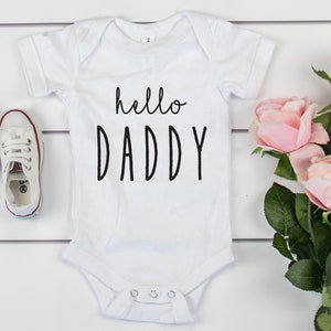 Hello Daddy Onesie® Pregnancy Reveal New Baby Coming Bodysuit Soon To Be Daddy Announcement Gift