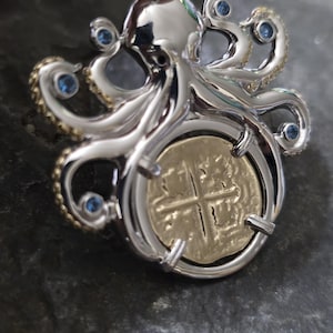 Beautiful vermeil atocha octopus coin sunken treasure ship shipwreck museum quality coin with blue topaz