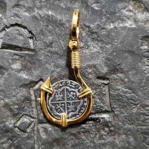 Fish hook 14kt gold overlay atocha silver sunken treasure shipwreck coin pendant 1622 Atocha