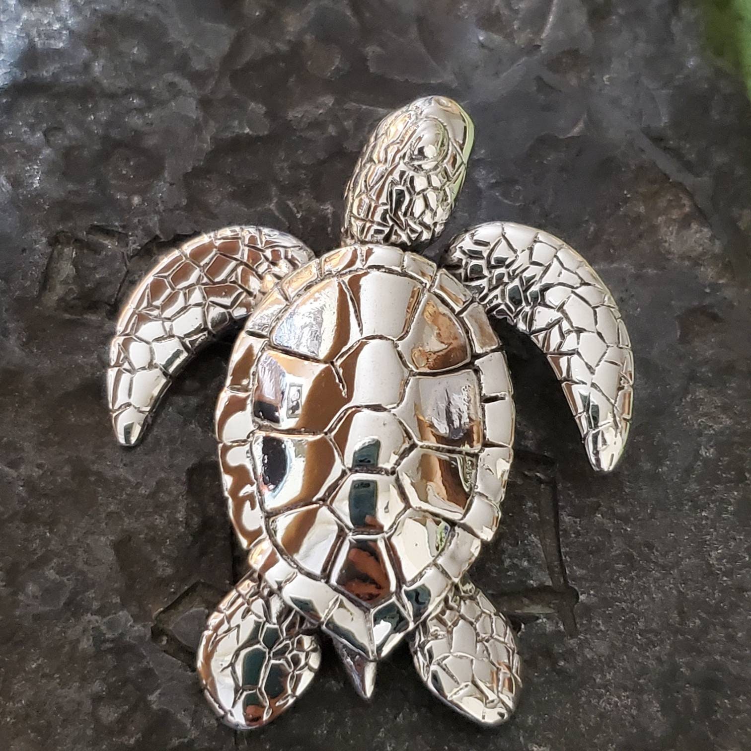 Large sterling silver turtle pendant