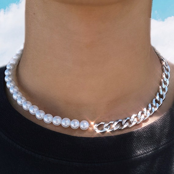 Half pearl half chain necklace, chain necklace, pearl choker necklace | Pearl  necklace gold chain, Preppy jewelry, Dainty jewelry necklace
