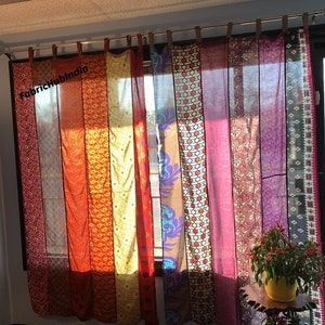 Indische Alt Sari Patchwork Vorhang Drapiert Fenster Dekor Multi Seide Saree 