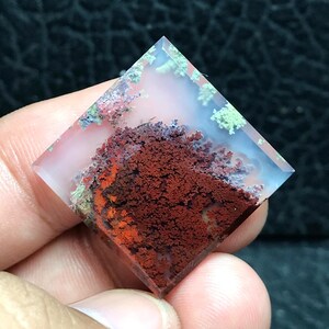 Cabochão de Ágata Musgo Cênica: Pedra preciosa natural de Java (25x35x3 mm)