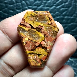 Breciated Jasper Agate Cabochon: Natural Gemstone Pendant (37x27x5 mm