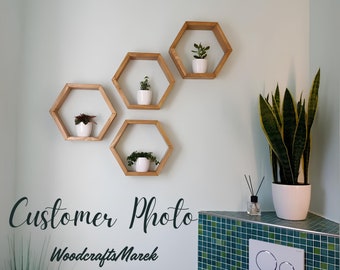 Hexagon shelves SMALL Size, Honeycomb Shelves, Wall Mount Shelves, Wall Art, Floating Shelves, Home decor shelves, Real wood shelves