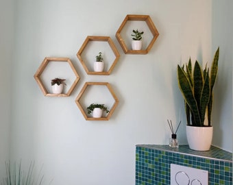 Hexagon shelves MEDIUM SIZE, fast shipping/ Honeycomb Shelves / Wall Mount Shelves / Wall Art / Floating Shelves/ kitchen shelf / bathroom