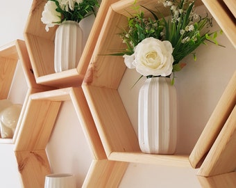 Grandes étagères hexagonales, étagères en nid d’abeille, décoration de mariage, étagères murales, étagères en bois véritable, art mural, étagères flottantes, faites à la main