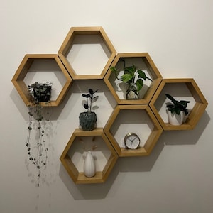 Étagères hexagonales TAILLE MOYENNE, expédition rapide / Étagères en nid dabeille / Étagères murales / Art mural / Étagères flottantes / étagère de cuisine / salle de bain image 8