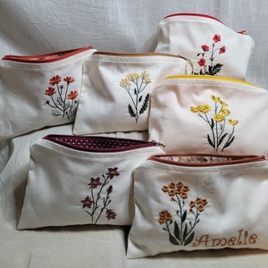 Personalisierte Baumwolltasche mit Blumenmuster | Handgemacht | Make-up Tasche & Geldbörse | Blumenstickerei | Brautjungfer Geschenk