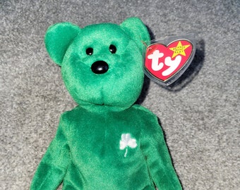 Authentic TY Beanie Baby Erin Bear: Patrick's Day Shamrock