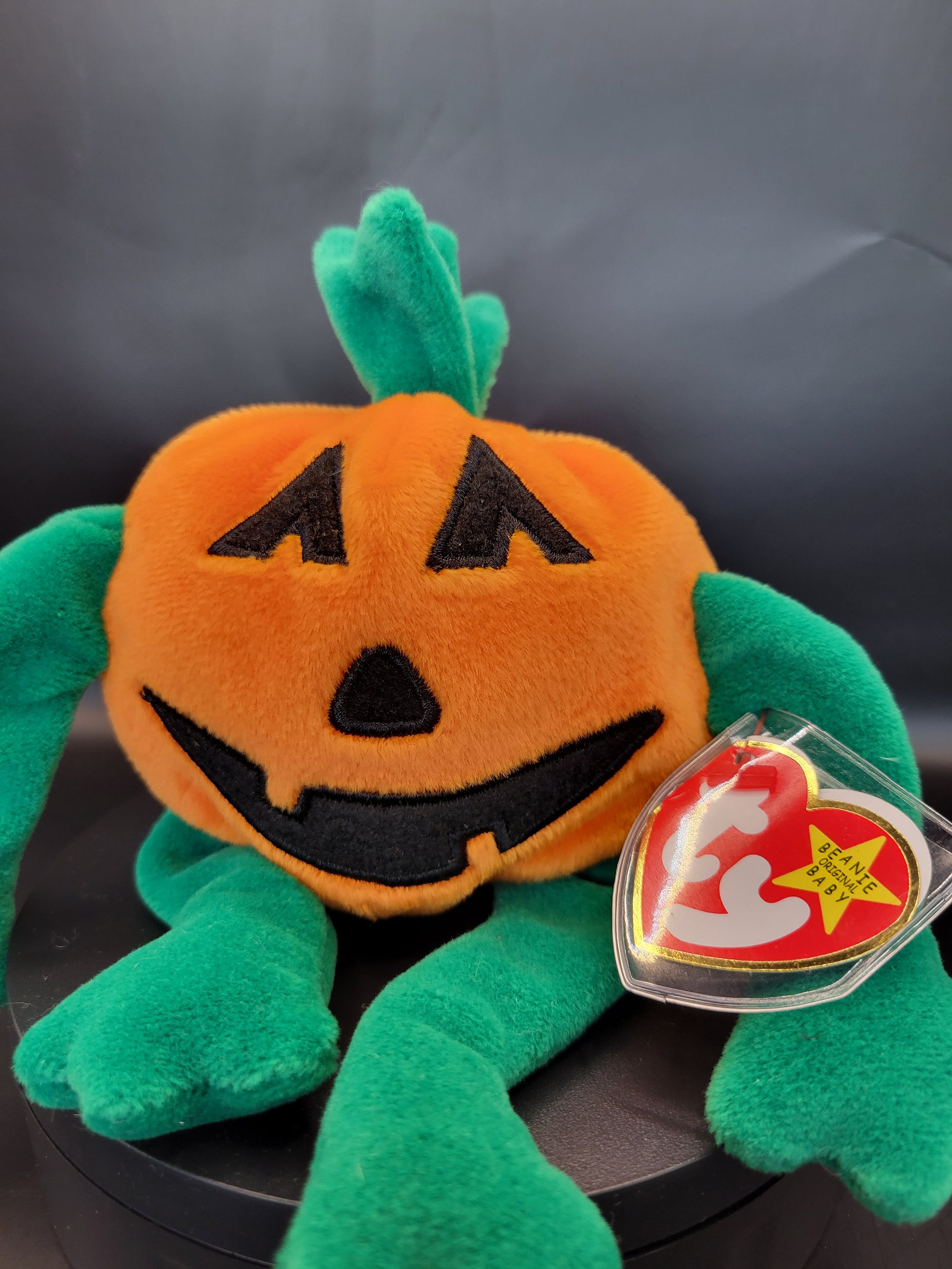 Authentic TY Beanie Baby Pumkin: Halloween Pumpkin Plush