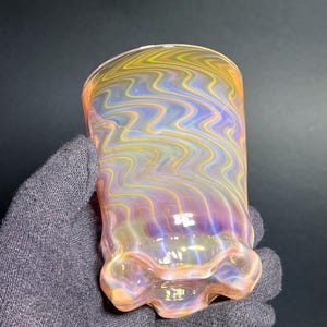 Mundgeblasene Gold Fume Scalloped Borosilikatglas Tasse