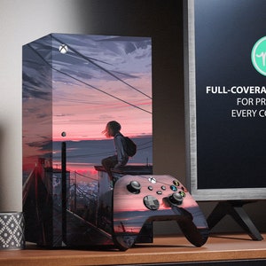 Puede incluir: Una piel para consola Xbox Series X negra y gris con una puesta de sol colorida y una silueta de una persona de pie en una azotea. La piel está diseñada para cubrir toda la consola, incluyendo la parte delantera, trasera y los lados. El texto "FULL-COVERAGE KIT FOR PROTECT EVERY CORNER" es visible en la imagen.