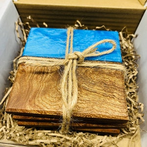 Burr elm and ocean blue coaster set