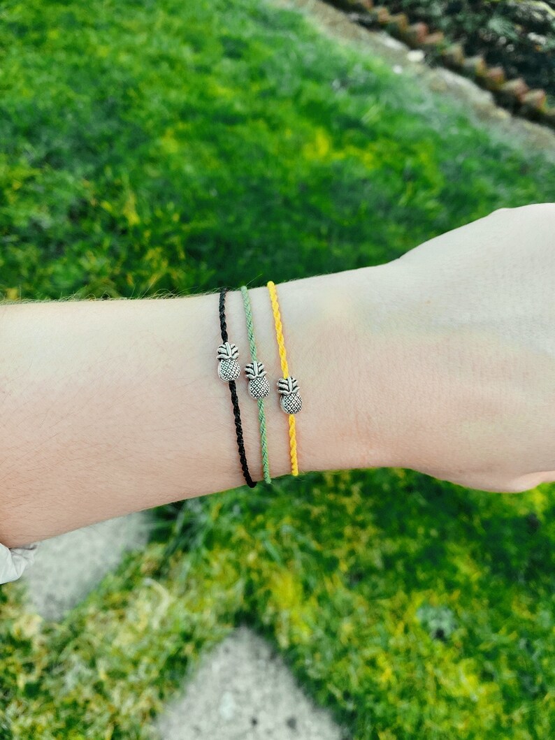Macrame Friendship Boho Be a Pineapple Minimalist Hand Made Pineapple Bracelet