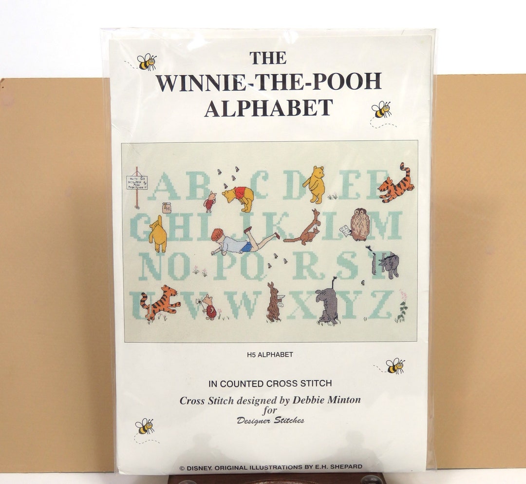 Winnie the Pooh Alphabet/ Counted Cross Stitch Kit 20 X 30/ Disney