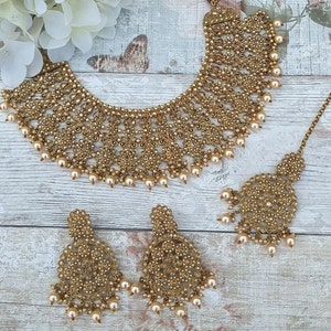Antique Gold Stone Pearl Indian Asian Bridal Flexible Necklace Jewellery Set with Tikka & Earrings