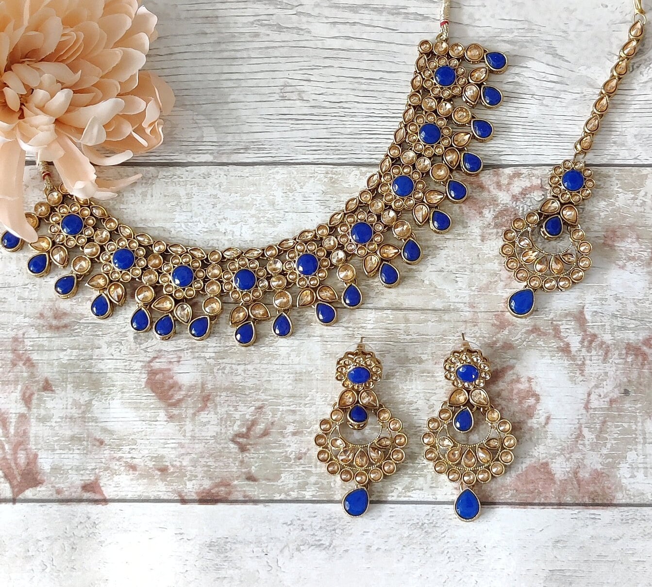 Royal Blue Antique Gold Kundan Stone Flexible Indian Necklace