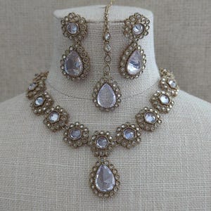 Simple Gold Silver Stone Flexible Indian Necklace Jewellery Jewelry Set Bridal Wedding