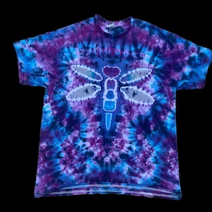 Hand dyed purple dragon fly tie dye T-shirt, purple tie dye, dragon fly top, tie dye for hippy, gift for nature lovers, S, M, L, XL, 2XL, 3X