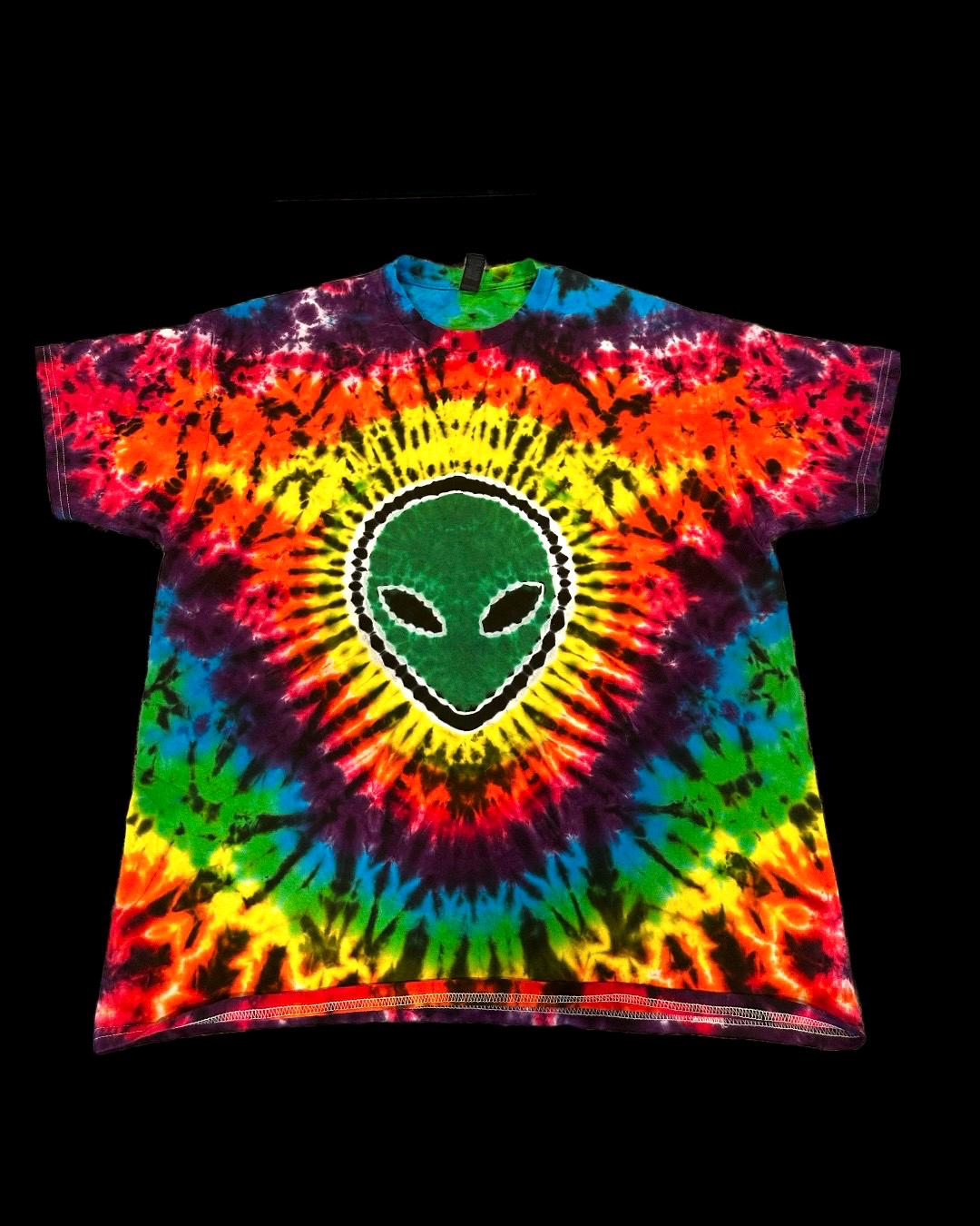 Made to Order Hand Dyed Tie Dye Alien T-shirt, UFO Tie Dye , Green