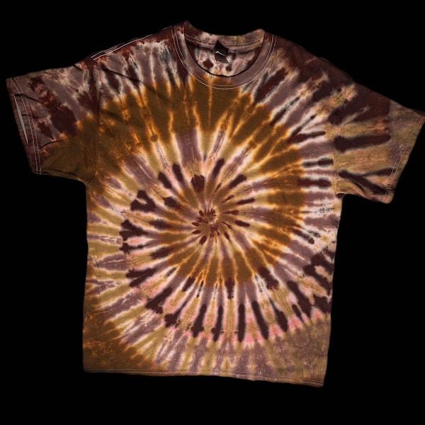 Made to order hand dyed brown earth tones spiral tie dye T-shirt . Earthy hippie T-shirt