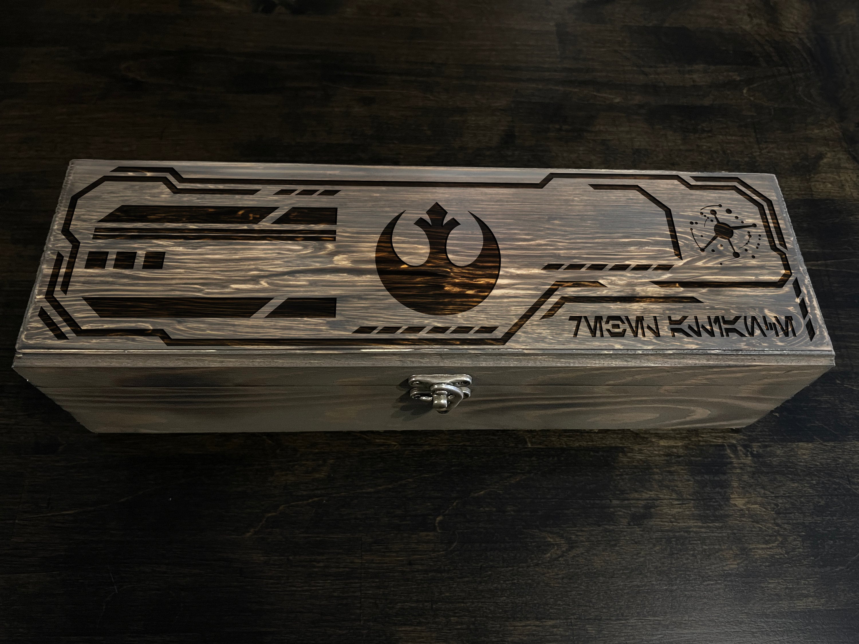 Rebel Alliance Wooden Lightsaber Box (Customizable)