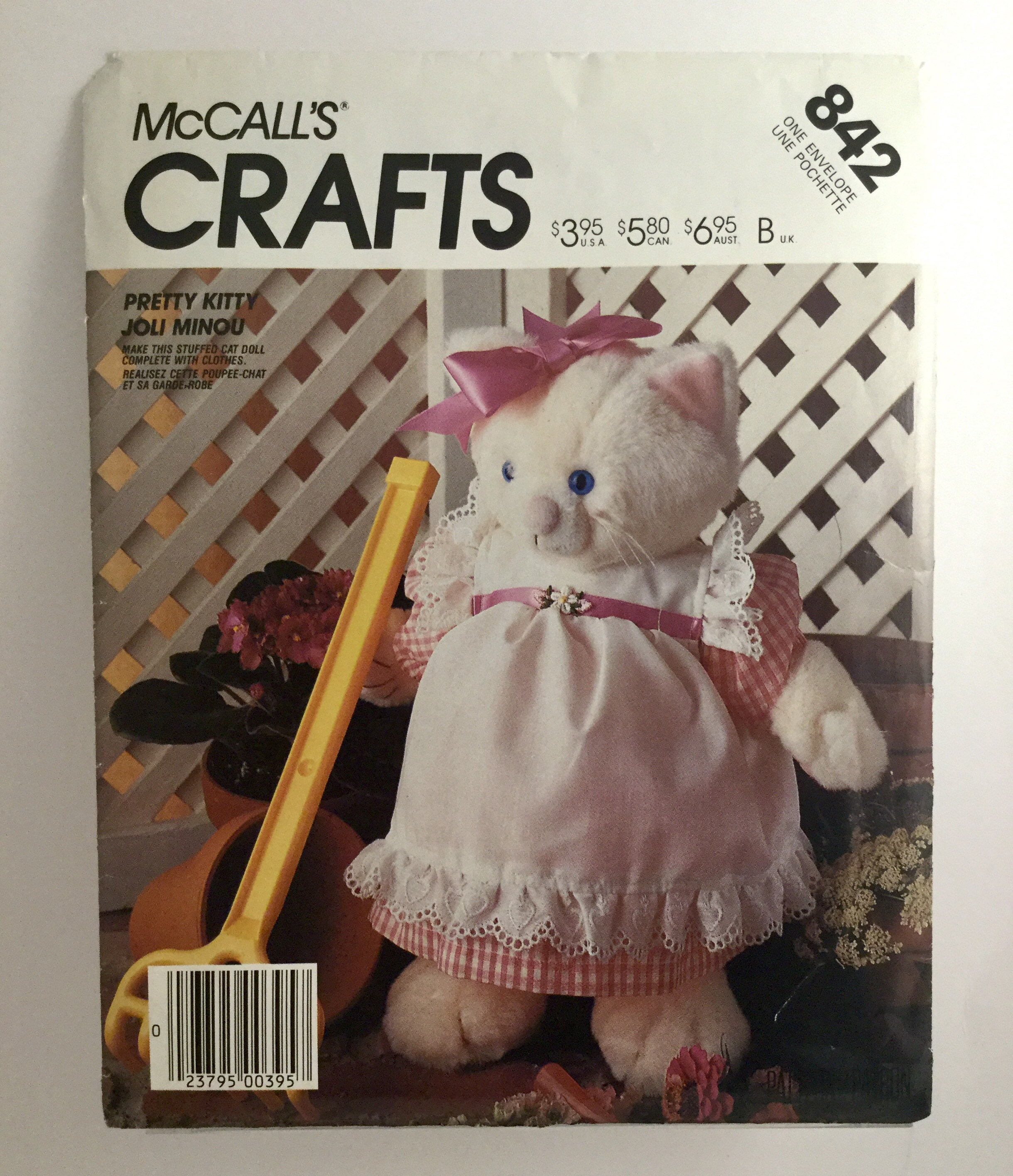 Stuffed Kitty in a Dress Vintage Pattern Stuffed Kitty in a Dress Vintage Pattern