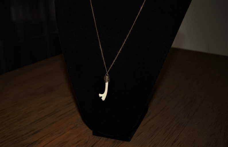 Badger Rib Pendant Necklace