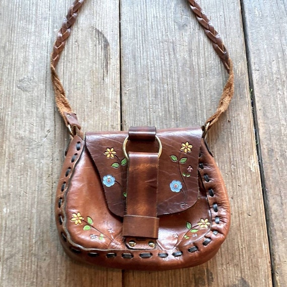 Vintage hand made tooled leather purse - image 1