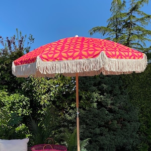 Ombrellone Boho: ombrellone da giardino solare con stampa geometrica rosa brillante e arancione
